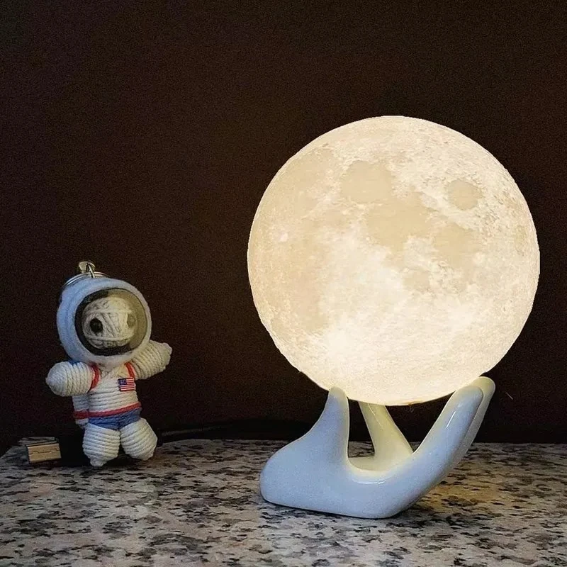 3D moon lamp - AliExpress gift for mom